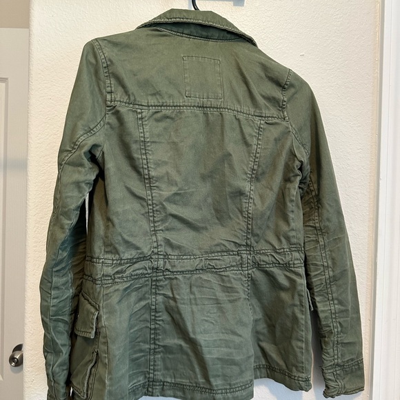 Army green jacket - Picture 5 of 5